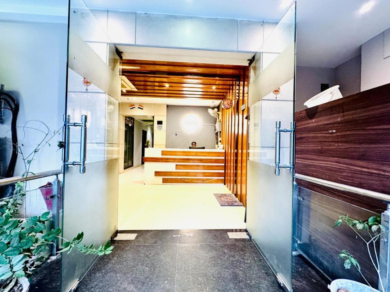 Hotel Megha Inn Lucknow Exterior photo